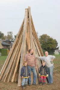 dig_sm_2004_165952-Feuerholz6