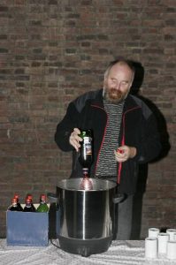 dig_sm_2005_161740-P_18-36-56_0004